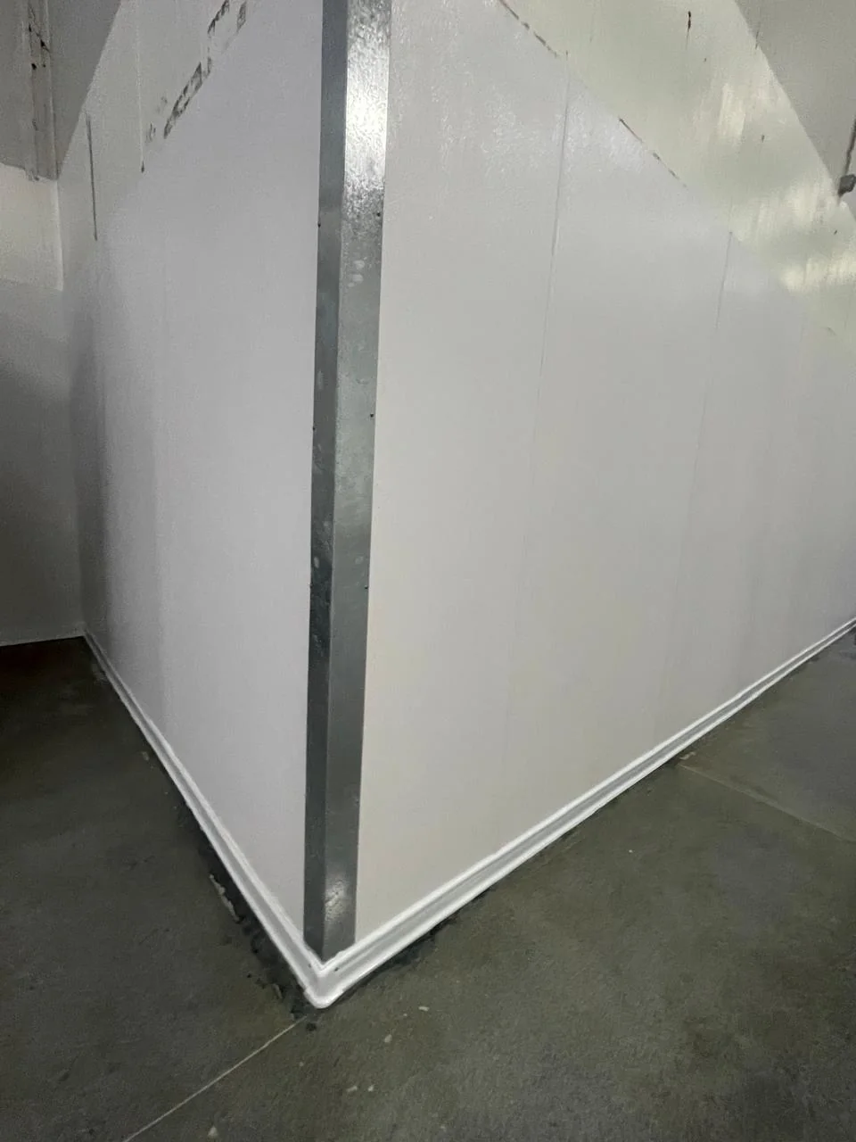 Corner Guards system
